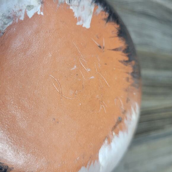 Vintage Vase Cedar Mesa Native American Navajo Pottery Signed Hieroglyphic Decor - Picture 8 of 8